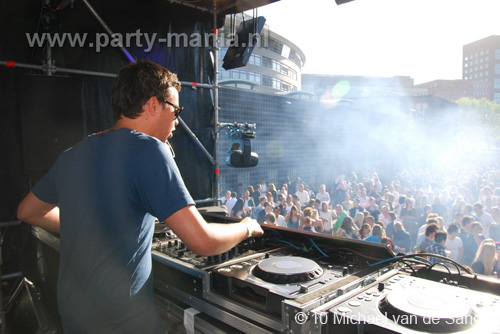 100612_179_franchise_outdoor_partymania