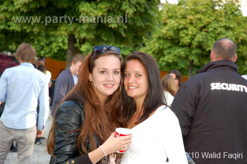 100612_111_franchise_outdoor_partymania