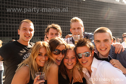 100612_069_franchise_outdoor_partymania