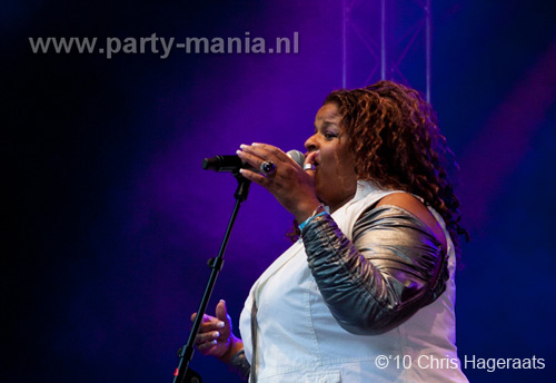 100612_111_the_hague_pride_partymania