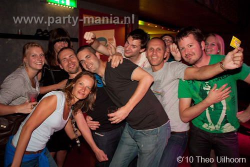 100618_064_vrij_partymania