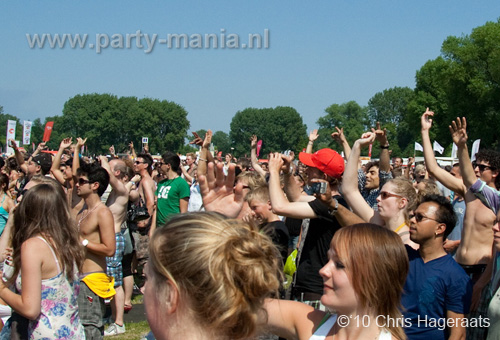 100627_093_parkpop_partymania