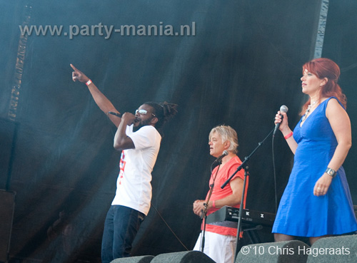 100627_150_parkpop_partymania