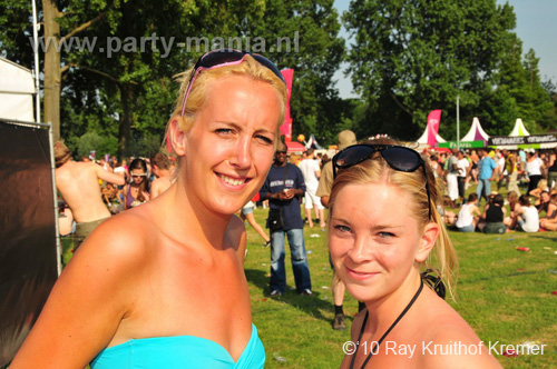 100627_200_parkpop_partymania