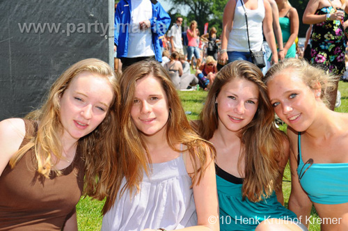 100627_074_parkpop_partymania