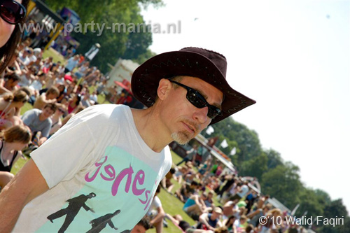 100627_367_parkpop_partymania