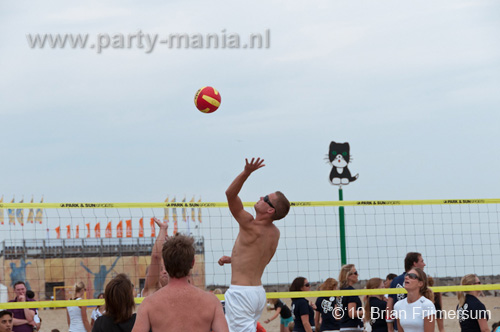 100801_068_horeca_beachvolleybal_partymania