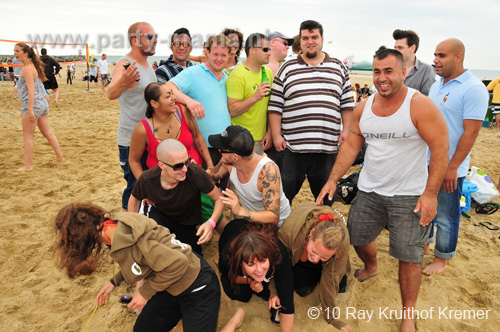 100801_137_horeca_beachvolleybal_partymania