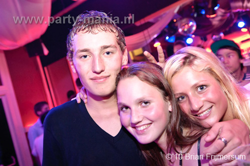 100806_091_maximaal_partymania