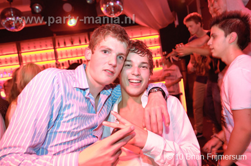 100806_109_maximaal_partymania