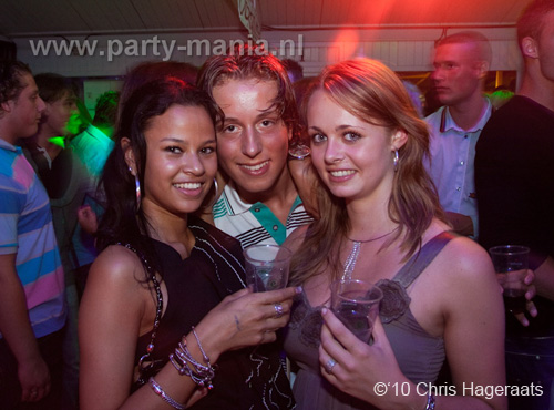 100807_141_gekkehouse_partymania