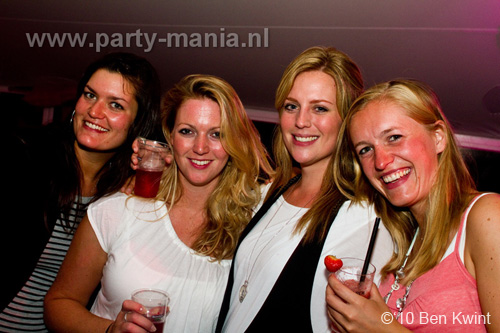 100814_098_glamorous_partymania