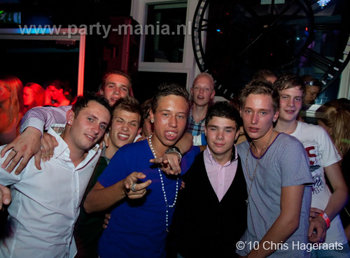 100827_118_maximaal_partymania