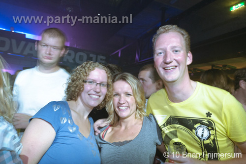 100910_066_90s_now_partymania