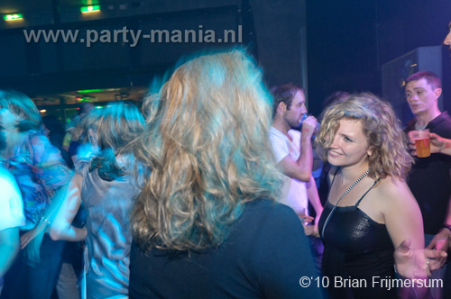 100910_075_90s_now_partymania