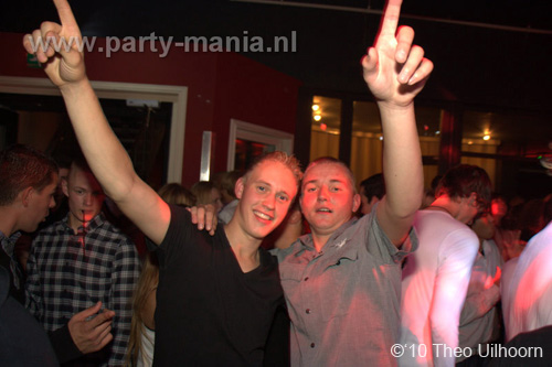 100910_211_maximaal_partymania