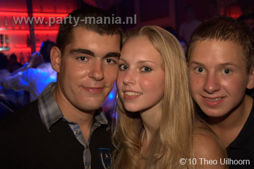 100910_224_maximaal_partymania