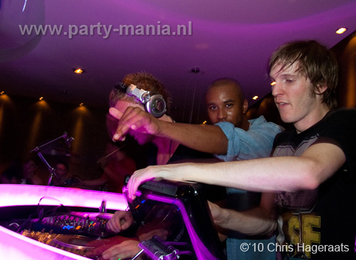 100911_097_djsylvo_bday_bash_partymania