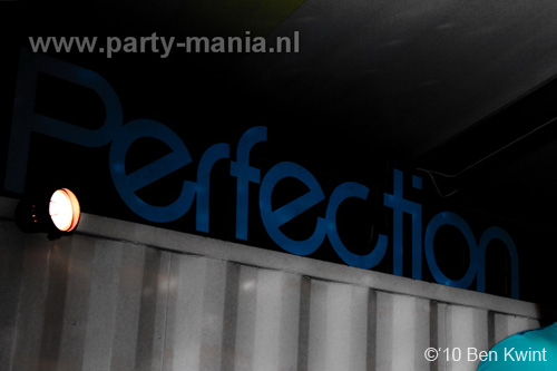 100911_078_perfection_partymania