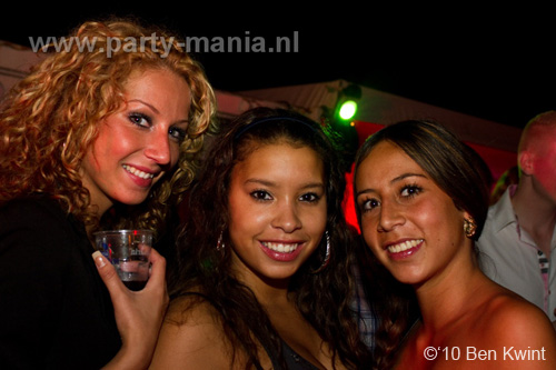 100911_131_perfection_partymania