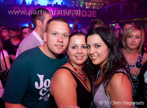 100918_085_los_partymania