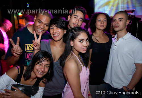 100918_129_los_partymania