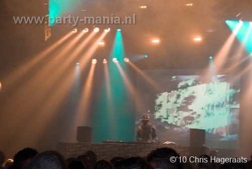 100918_134_los_partymania