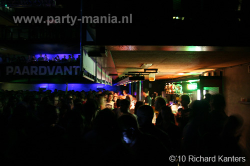 100924_098_todaysart_partymania