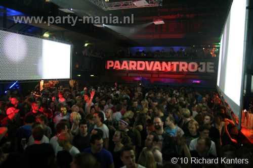 100924_144_todaysart_partymania