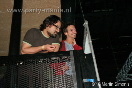 100924_084_todaysart_partymania