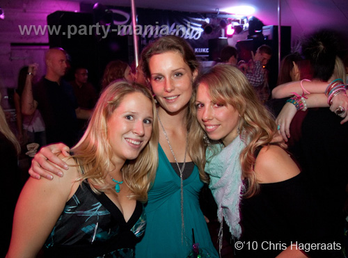 100925_104_glamorous_partymania