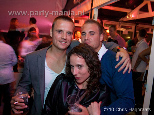 100925_119_glamorous_partymania