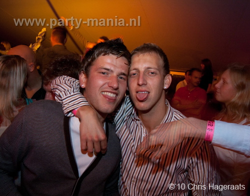 100925_122_glamorous_partymania