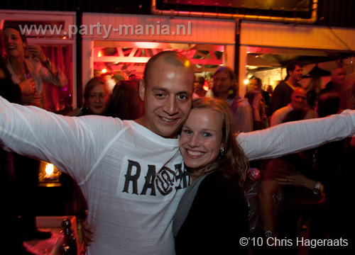 100925_123_glamorous_partymania