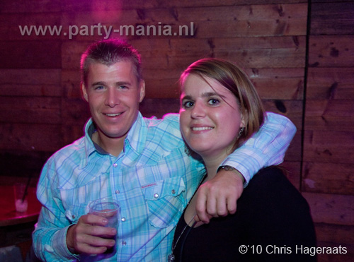 100925_130_glamorous_partymania