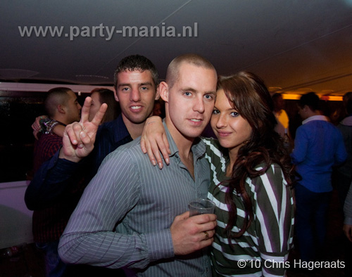 100925_131_glamorous_partymania