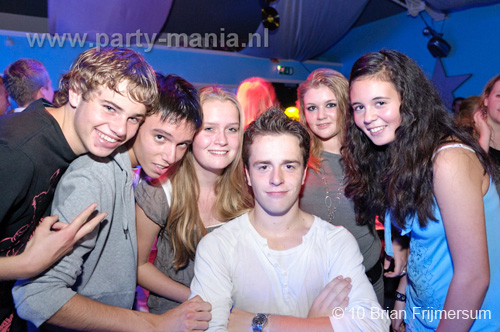 101001_033_maximaal_partymania