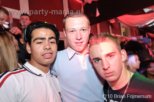 101001_066_maximaal_partymania