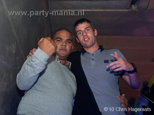 101002_089_franchise_partymania