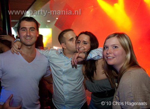 101002_092_franchise_partymania