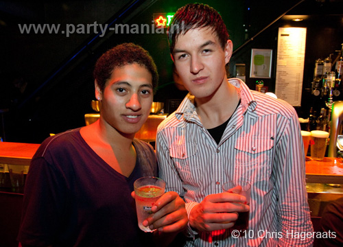 101002_111_franchise_partymania