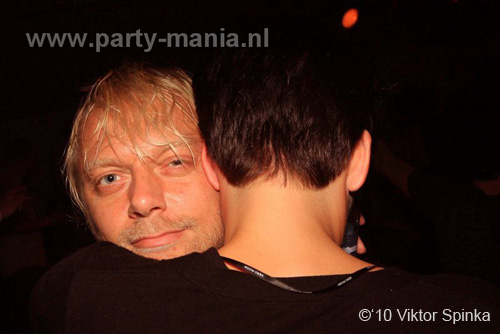 101002_112_whoosah_partymania