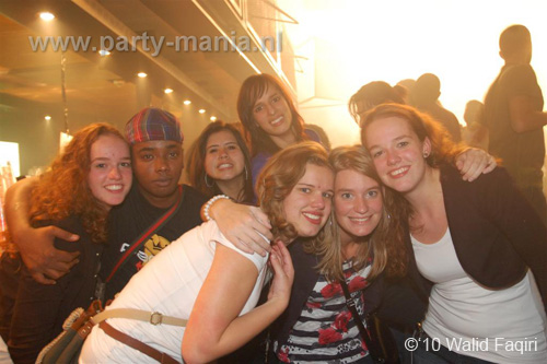 101008_076_mutesounds_partymania