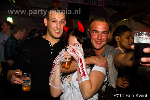 101030_174_gekkehouse_partymania