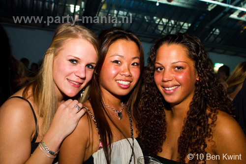 101030_225_gekkehouse_partymania