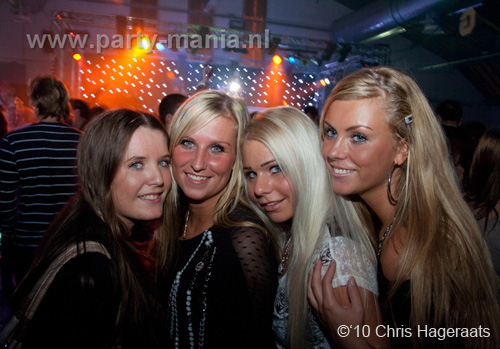 101030_111_gekkehouse_partymania