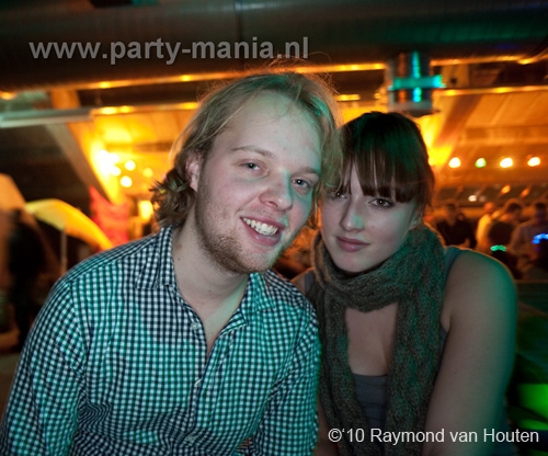 101112_082_langweiligkeit_partymania