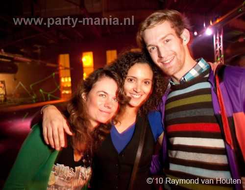 101112_092_langweiligkeit_partymania