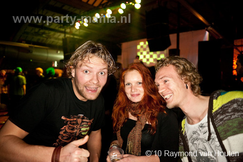 101112_094_langweiligkeit_partymania