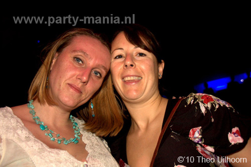 101113_070_los_partymania